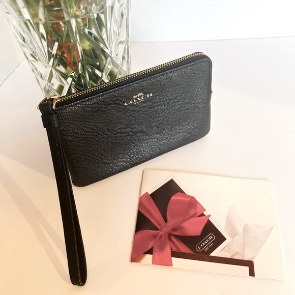 COACH Corner Zip Wristlet Wallet Crossgrain Leather Black w Brass Zipper - Picture 1 of 10